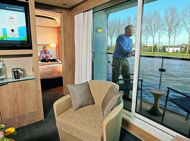 Veranda Suite: AA